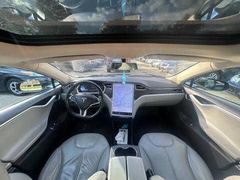 2014 Tesla Model S 85