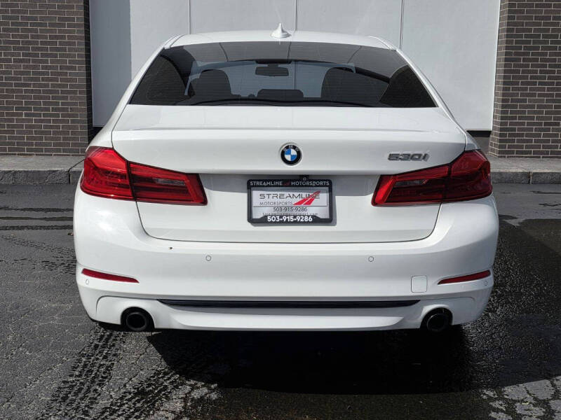 2017 BMW 5 Series 530i