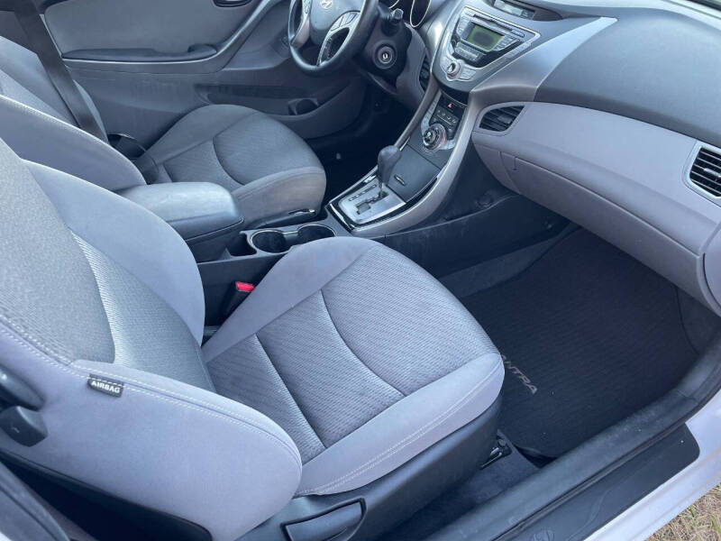 2013 Hyundai Elantra Coupe SE