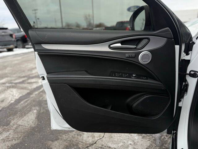 2024 Alfa Romeo Stelvio Veloce