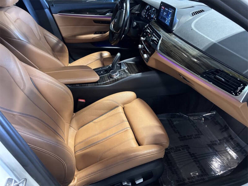 2018 BMW 5 Series 540i xDrive