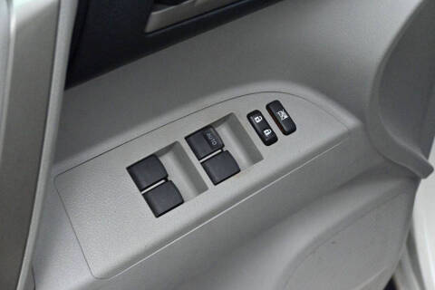 2012 Toyota Highlander SE