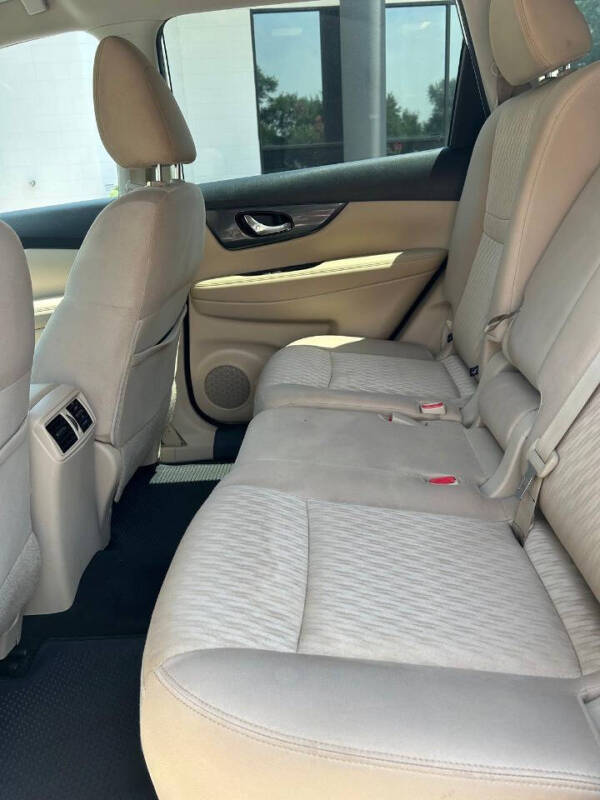 2017 Nissan Rogue S