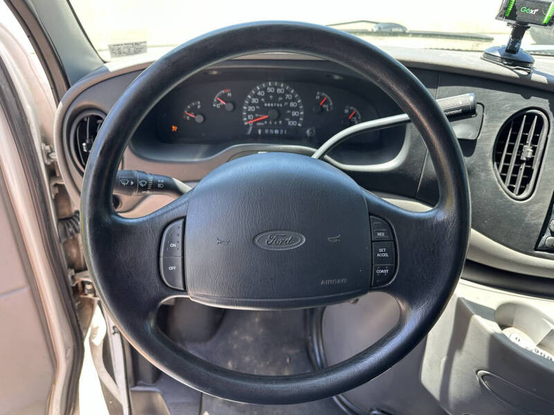 1999 Ford E-Series E-450 SD