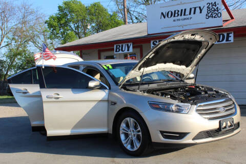 2017 Ford Taurus SEL