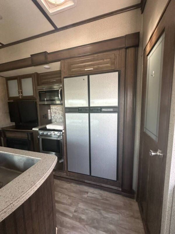 2021 Grand Design RV Solitude 3950BH