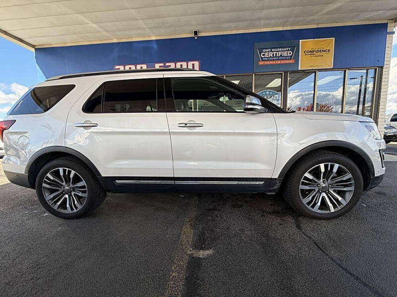 2017 Ford Explorer Platinum