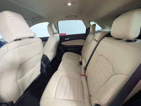 2023 Ford Edge SE