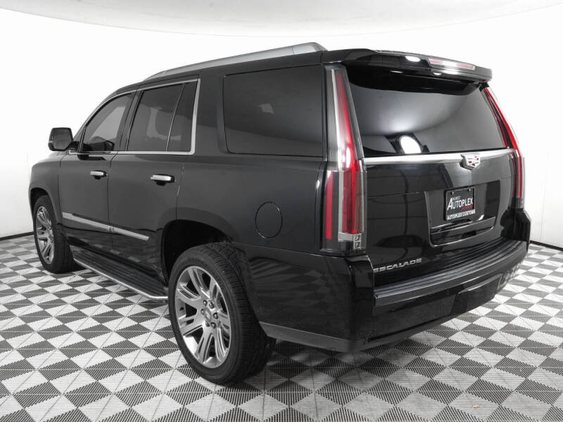 2015 Cadillac Escalade Luxury