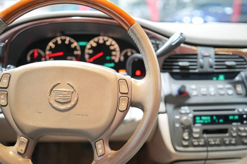 2003 Cadillac DeVille DHS