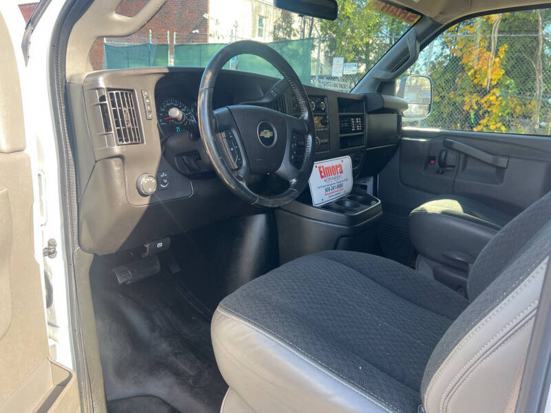 2024 Chevrolet Express 2500