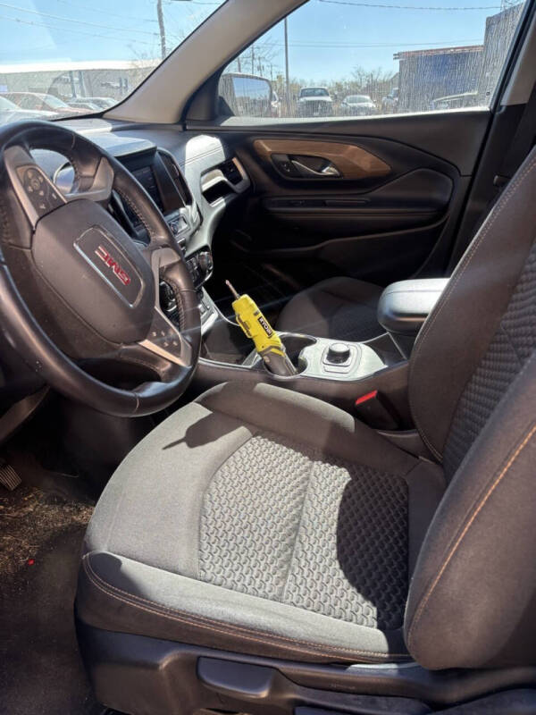 2020 GMC Terrain SLE