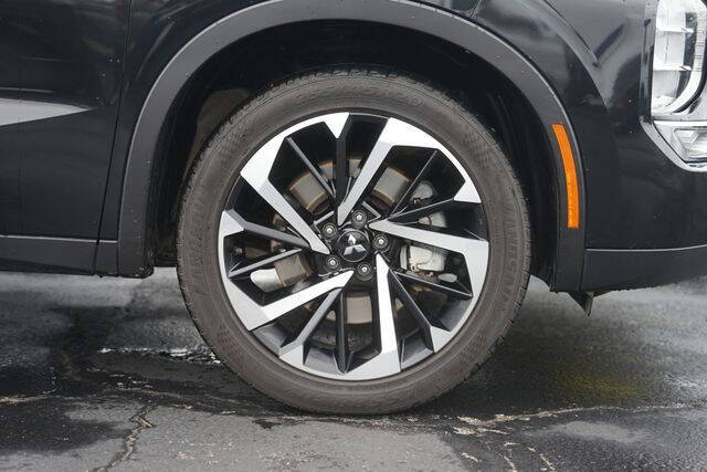 2022 Mitsubishi Outlander SE