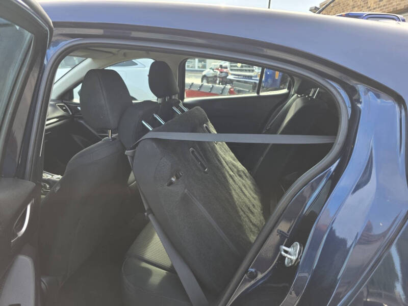 2015 Mazda MAZDA3 i Touring
