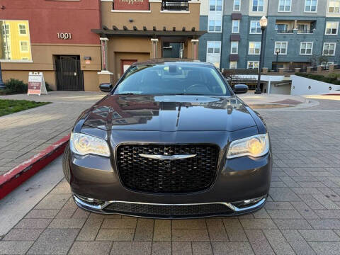 2016 Chrysler 300 C