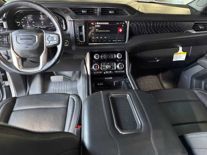 2022 GMC Yukon Denali