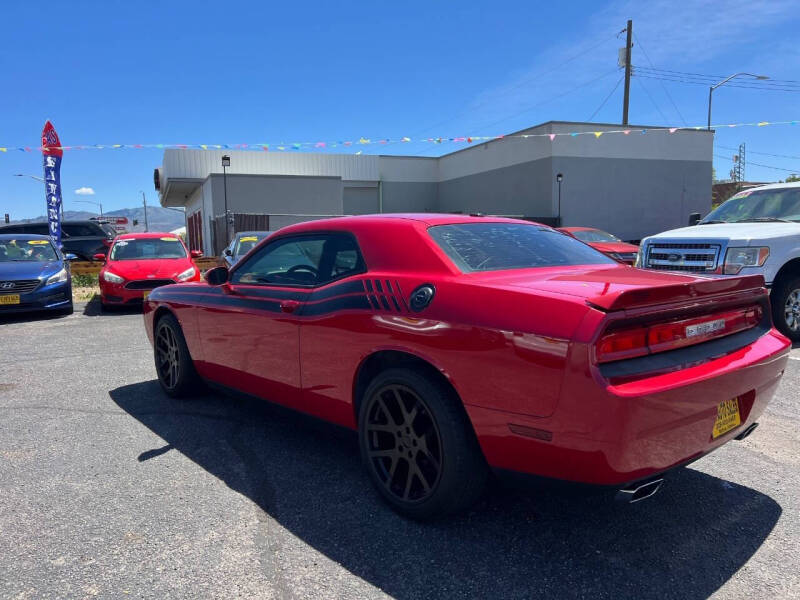 2013 Dodge Challenger SXT