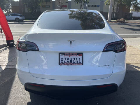 2022 Tesla Model Y Long Range
