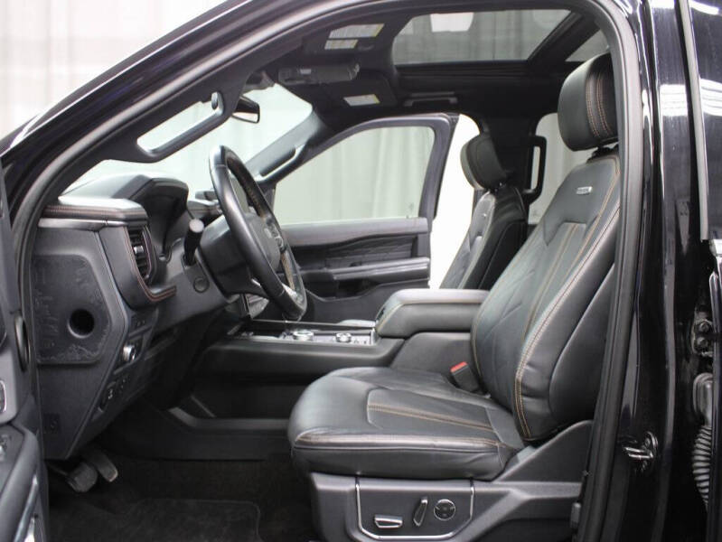 2022 Ford Expedition Platinum