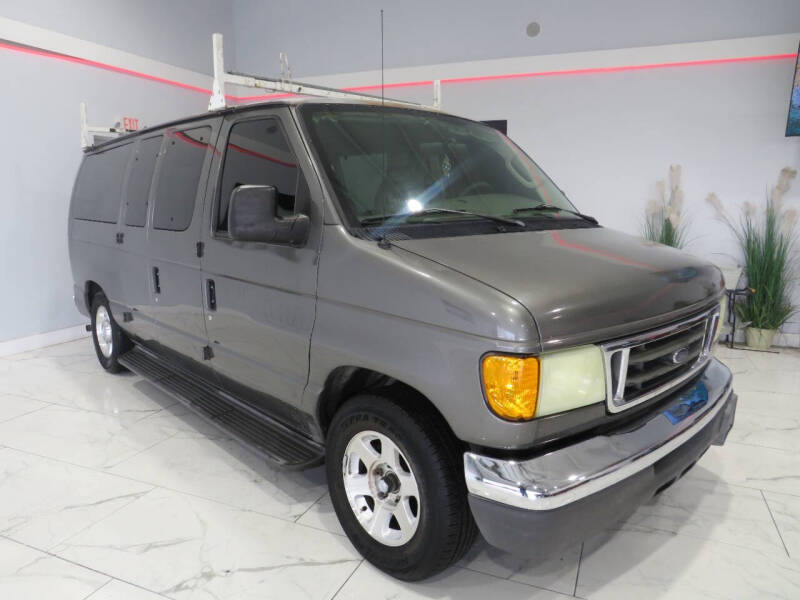 2005 Ford E-Series E-150 XL