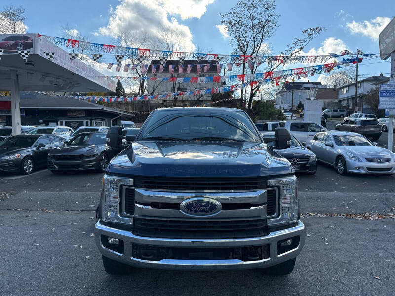 2017 Ford F-250 Super Duty XLT photo 11