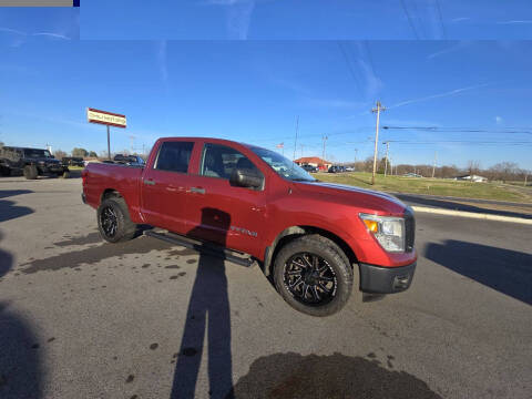 2017 Nissan Titan for sale at CHILI MOTORS in Mayfield KY