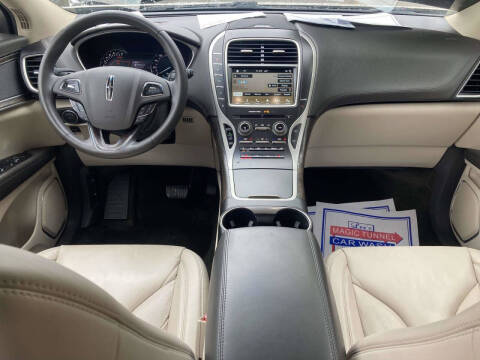 2017 Lincoln MKX Select