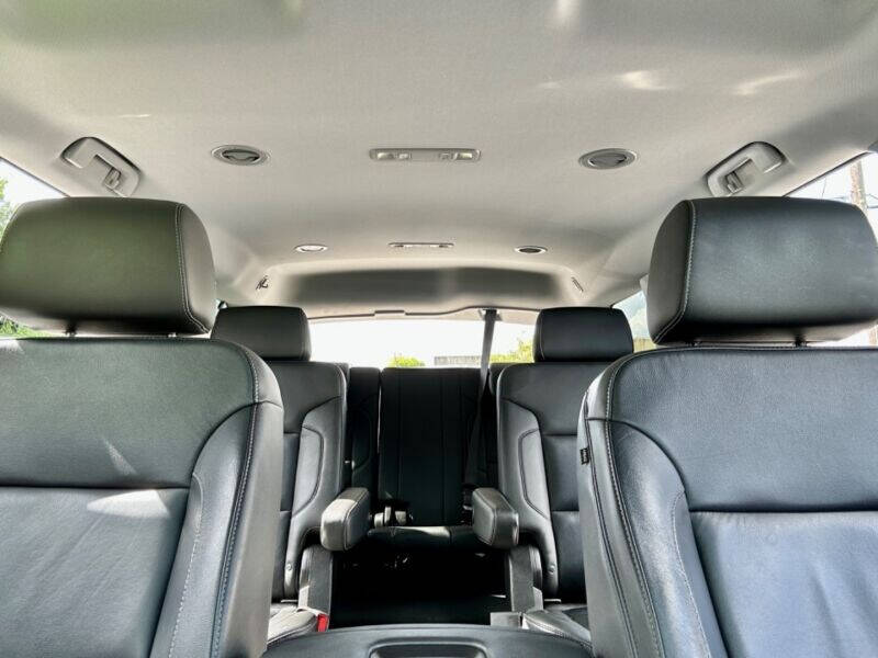 2019 Chevrolet Tahoe  - $32,995