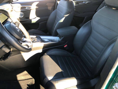 2024 Alfa Romeo Tonale Hybrid Ti