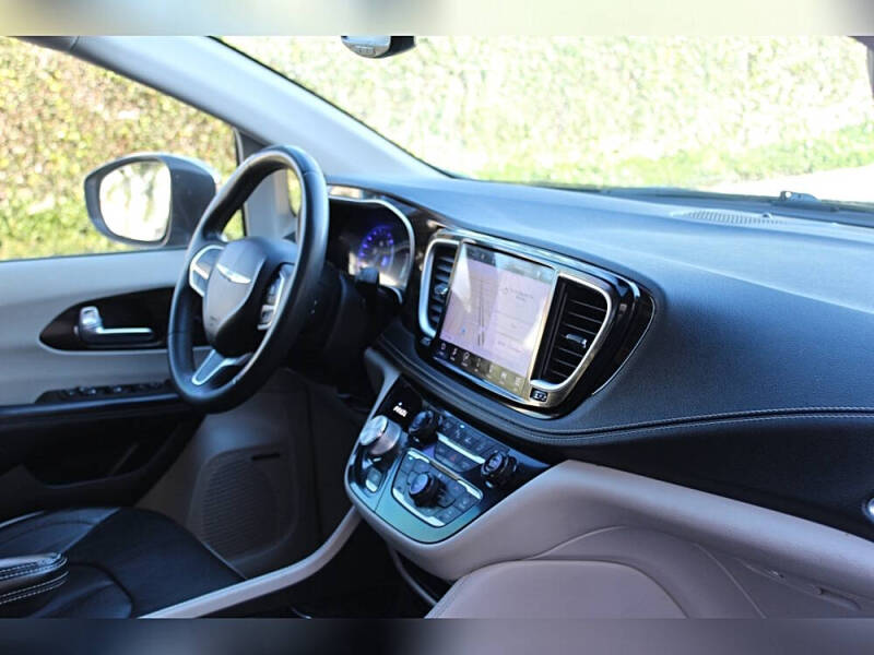 2022 Chrysler Pacifica Limited