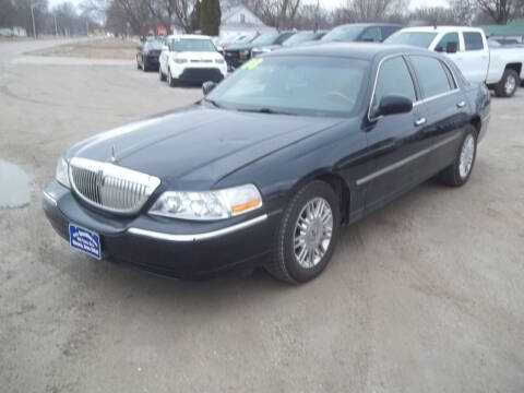 2008 Lincoln Town Car for sale at BRETT SPAULDING SALES in Onawa IA