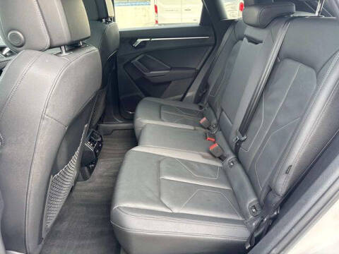 2023 Audi Q3 quattro S line Premium 45 TFSI