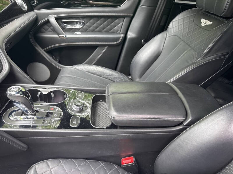 2018 Bentley Bentayga W12 Signature Edition