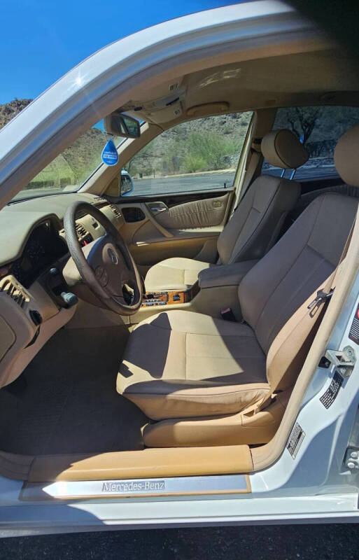 2001 Mercedes-Benz E-Class E 320