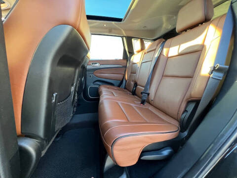 2016 Jeep Grand Cherokee Summit