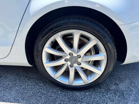 2013 Audi A4 2.0T quattro Premium Plus