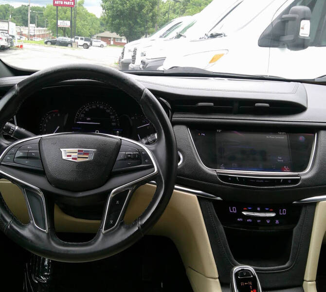 2017 Cadillac XT5