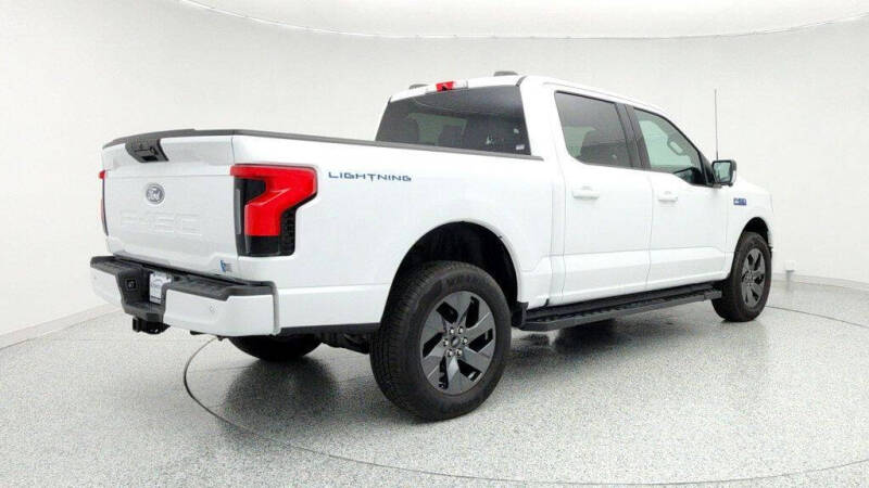 2025 Ford F-150 Lightning Flash