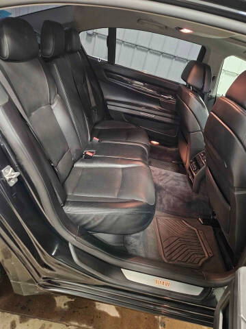 2011 BMW 7 Series 750Li xDrive