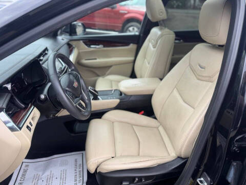 2017 Cadillac XT5 Luxury