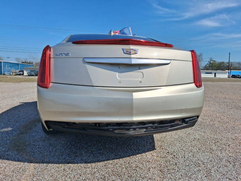 2016 Cadillac XTS Standard