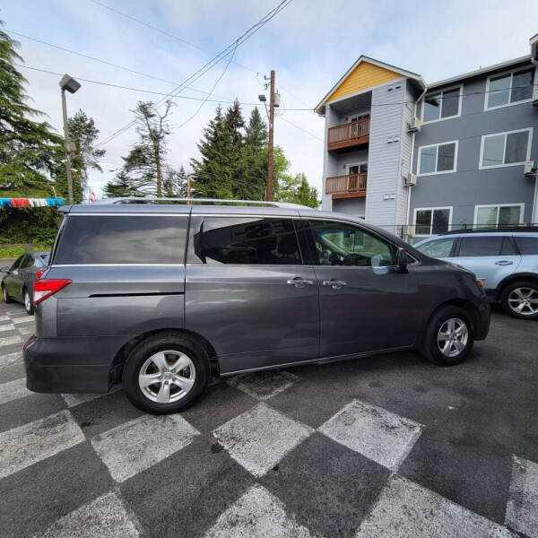 2016 Nissan Quest