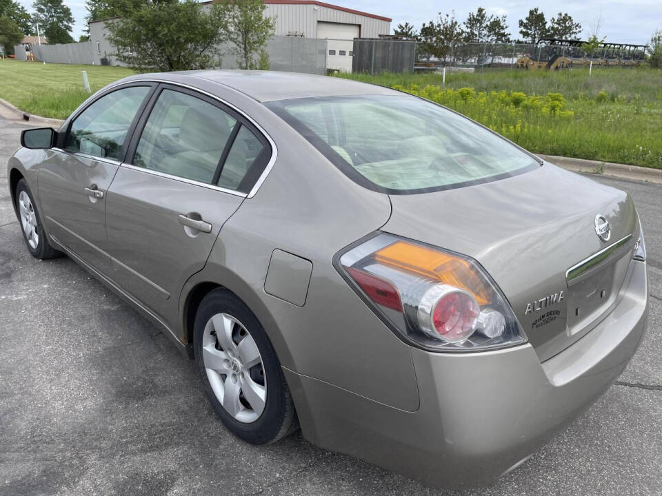 2007 Nissan Altima for sale at Twin Cities Auctions in Elk River, MN