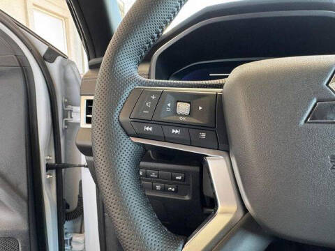 2025 Mitsubishi Outlander PHEV SEL
