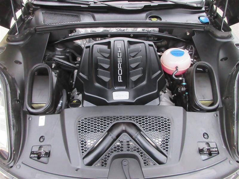 2017 Porsche Macan S