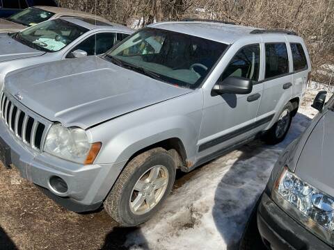 2005 Jeep Grand Cherokee for sale at Continental Auto Sales in Ramsey MN