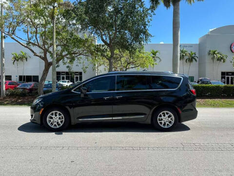 2020 Chrysler Pacifica Touring L