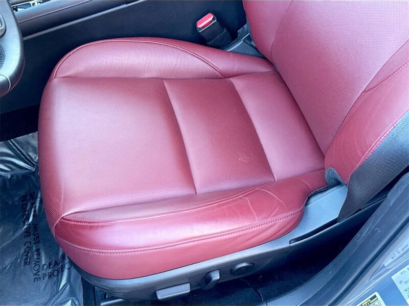 2025 Mazda Mazda3 Hatchback 2.5 S Carbon Edition