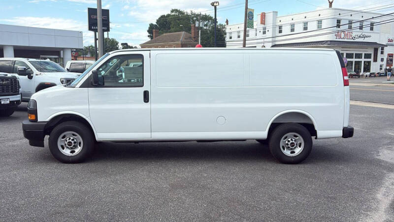 2026 GMC Savana 2500