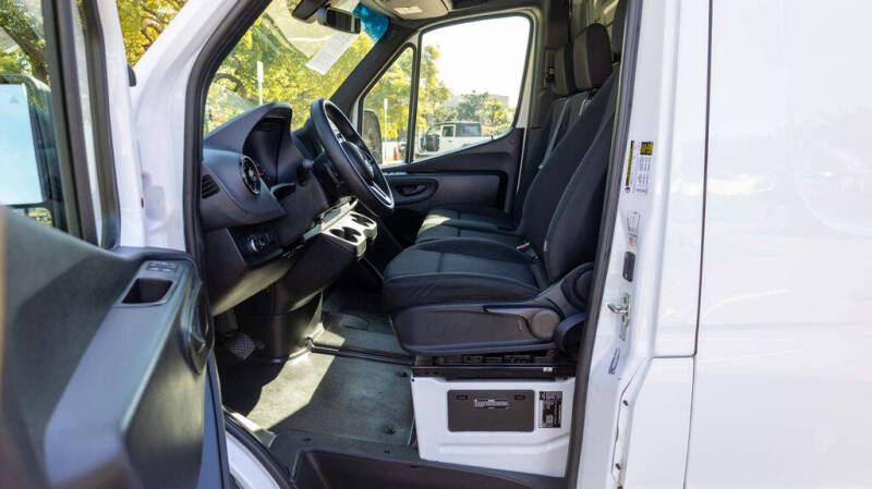 2020 Mercedes-Benz Sprinter 2500